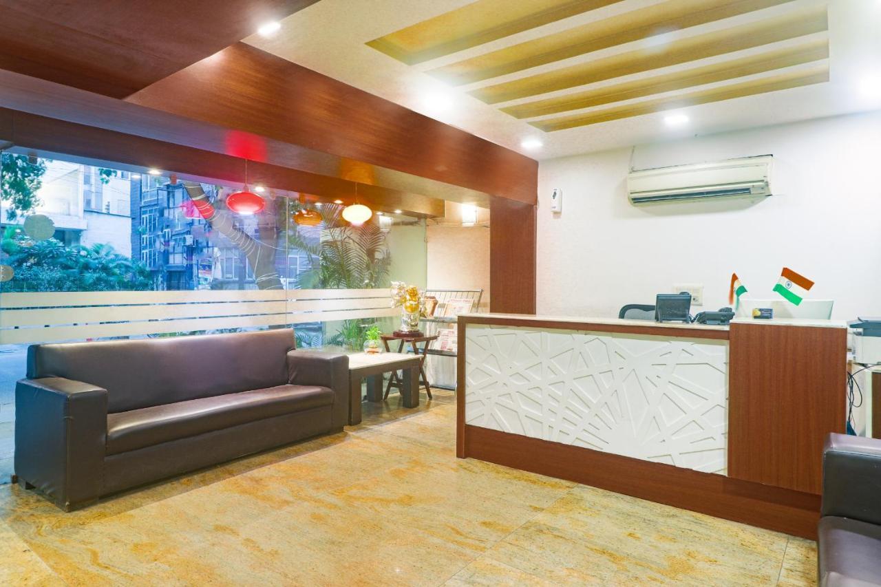 Hotel Sizzling Starr Nova Deli Exterior foto